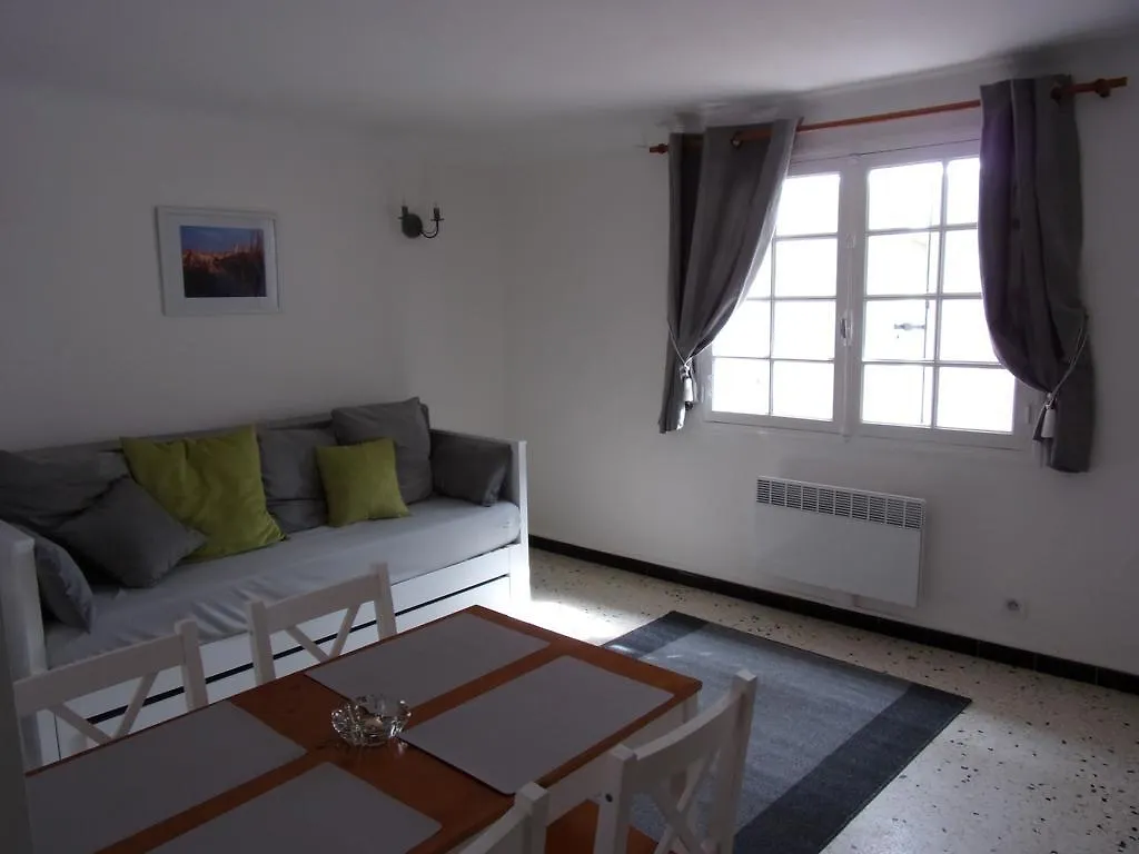 Appartement L'Oranger Pegomas 0*,  France